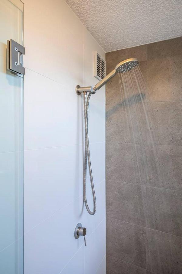 Apartment 'aquarius Rising' Poolside In Rushcutters Bay *